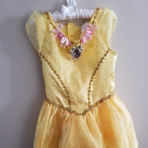 Belle costume